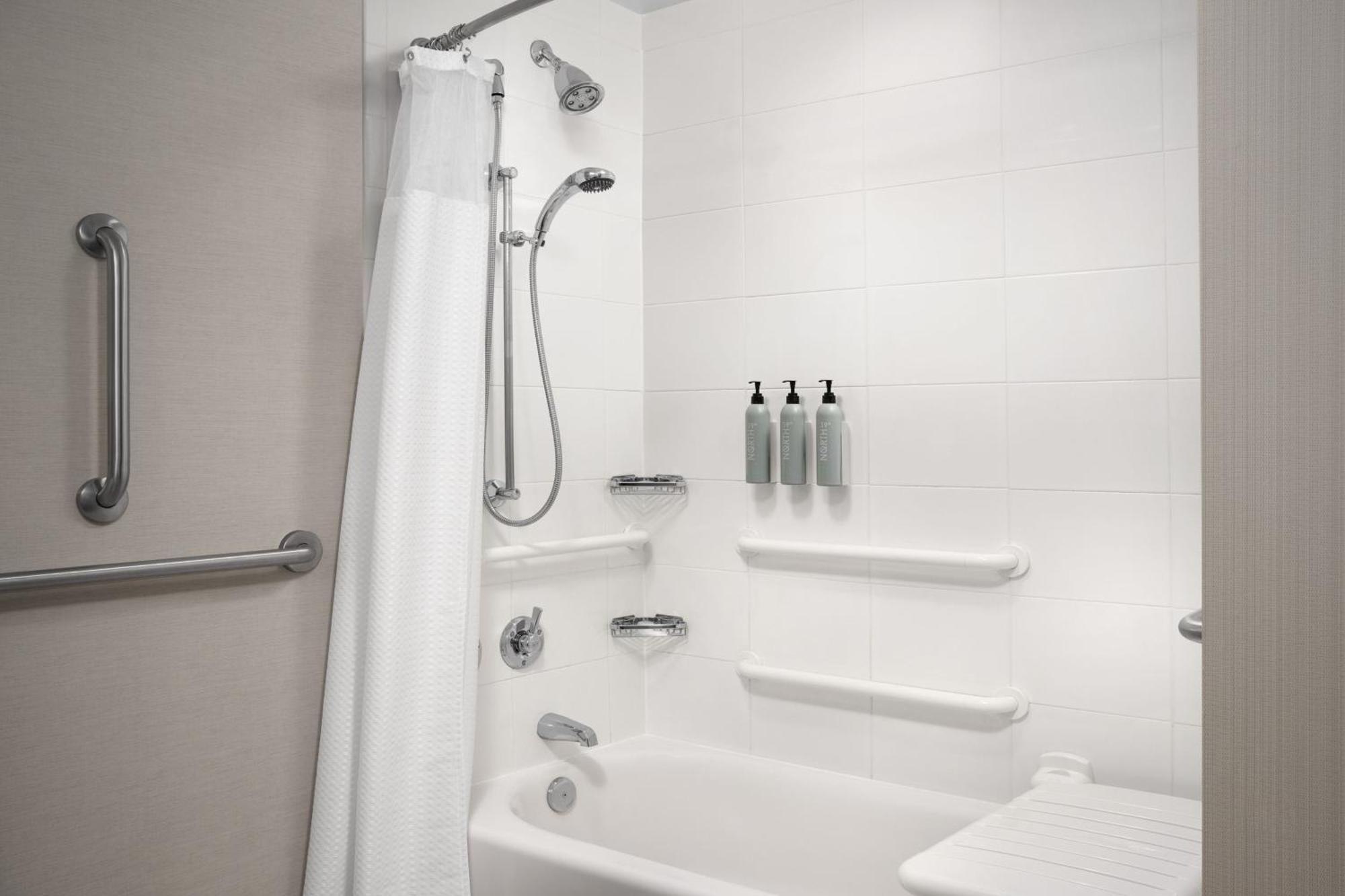 Courtyard By Marriott Philadelphia Bensalem Hotel Luaran gambar